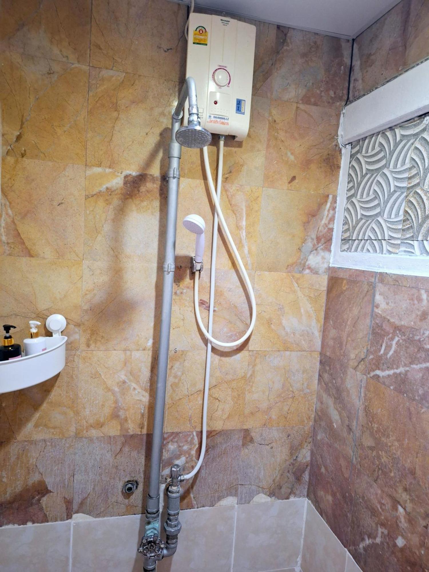 بيت شباب Ddm House بانكوك المظهر الخارجي الصورة