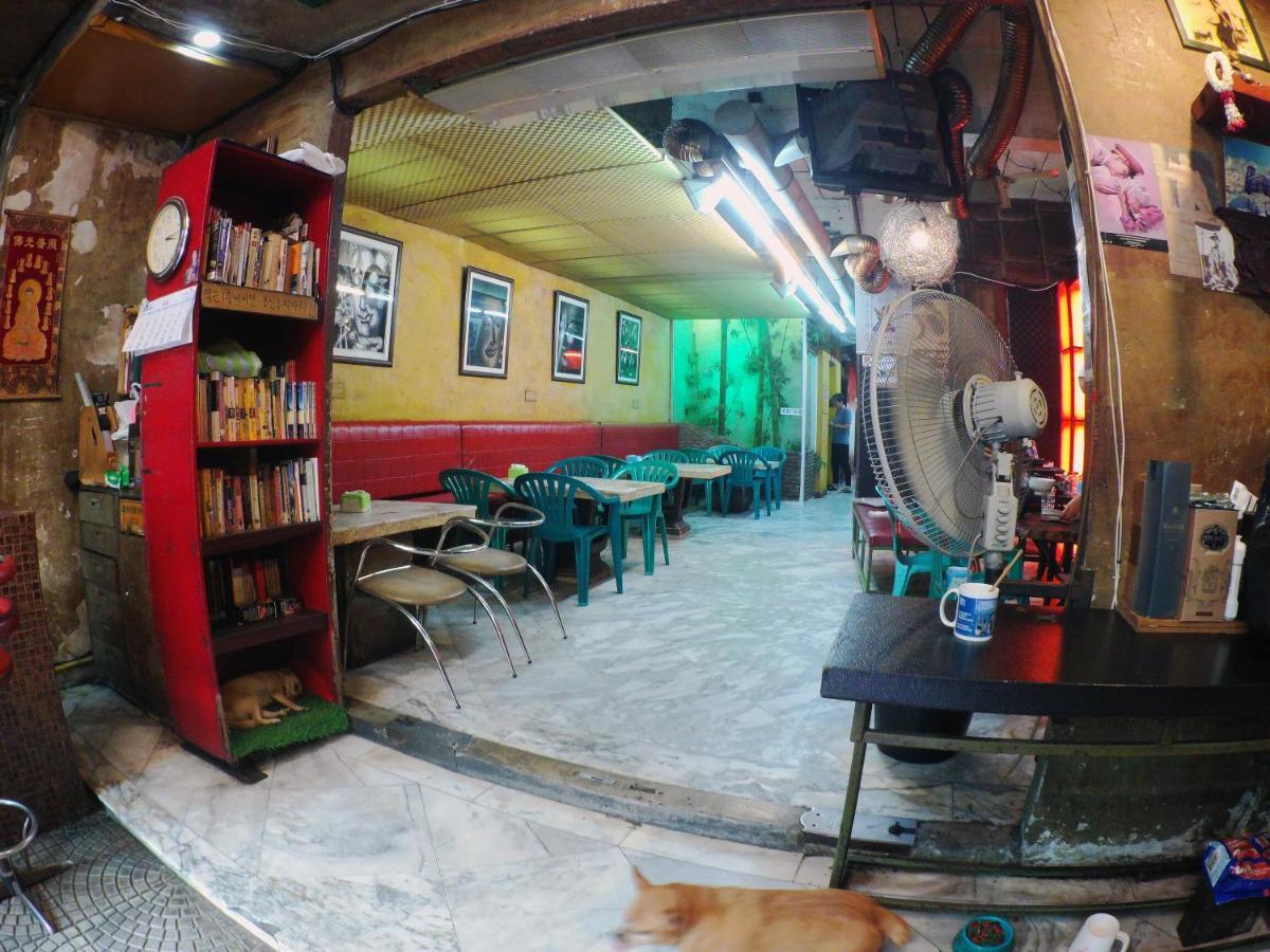 بيت شباب Ddm House بانكوك المظهر الخارجي الصورة